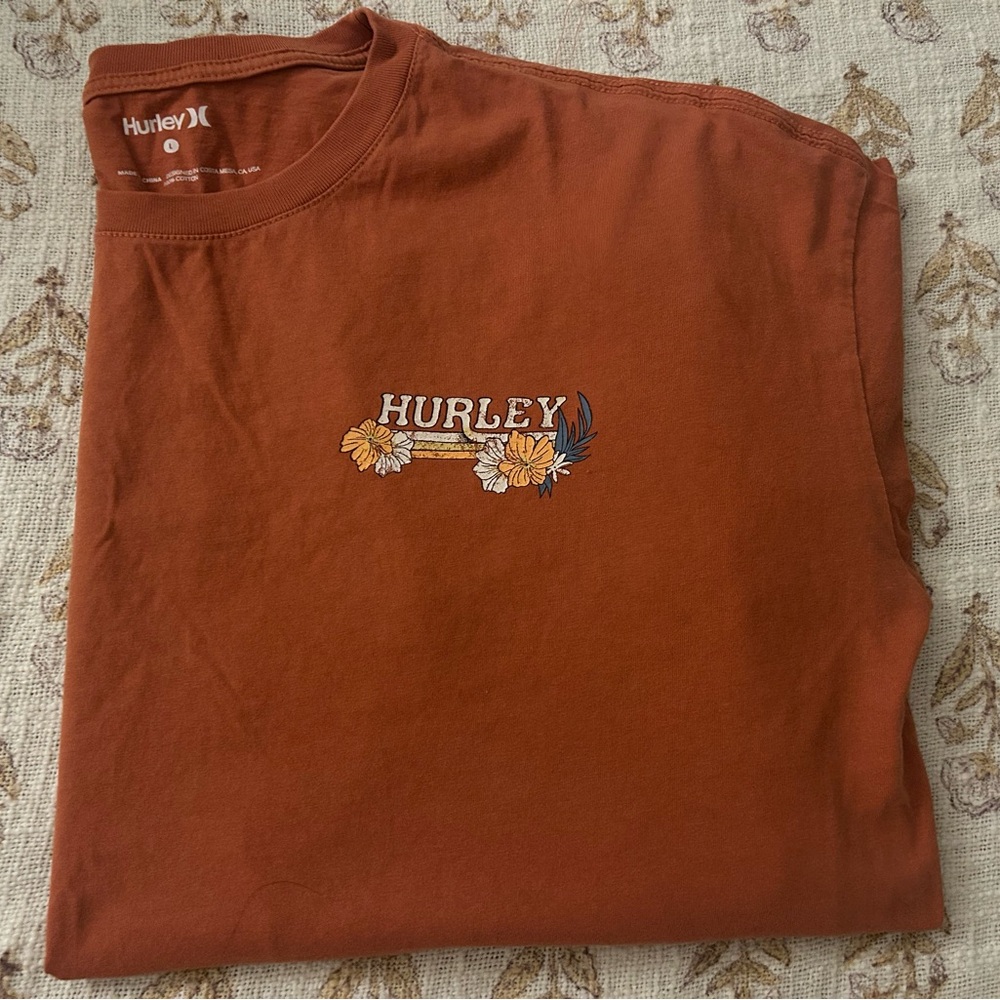 Women’s Large Hurley Tee